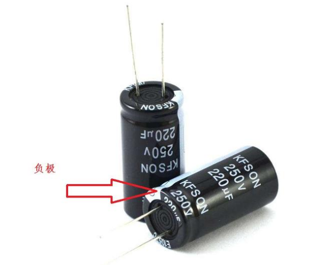 「NIPPON CHEMI-CON」電解電容極性接錯會爆炸，如何避免？